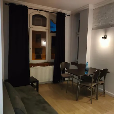 1904 דירה Świnoujście